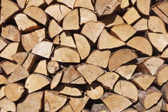 Image Bois de feu en quartiers de 1m sec (hêtre,érable,frêne)